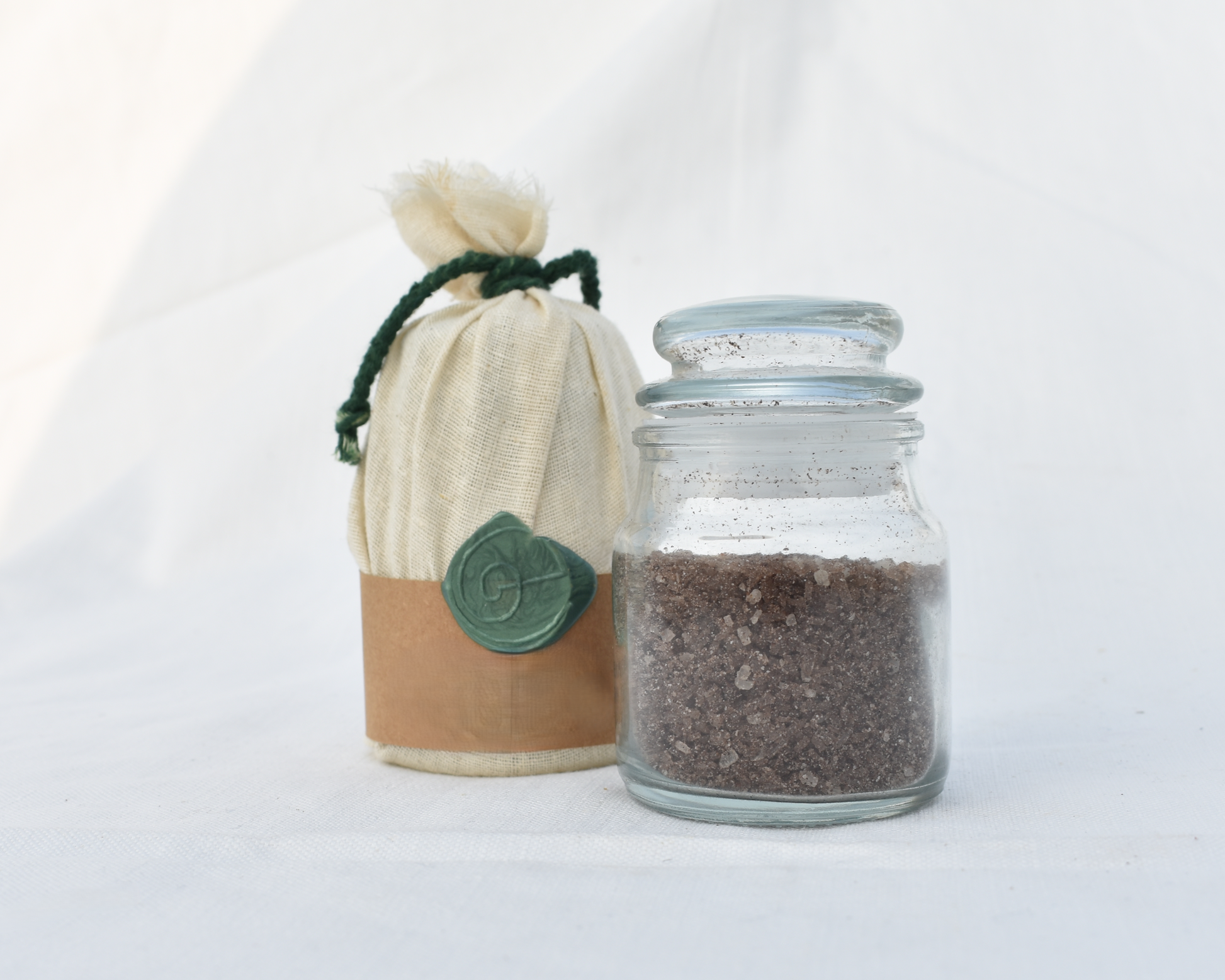 Bloop Ocean Brew Revitalizer featuring bold salt crystals and botanical infusions